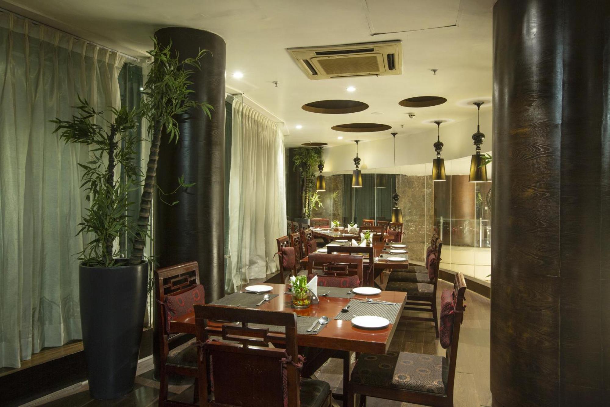 Hotel Vesta International Dźajpur Zewnętrze zdjęcie