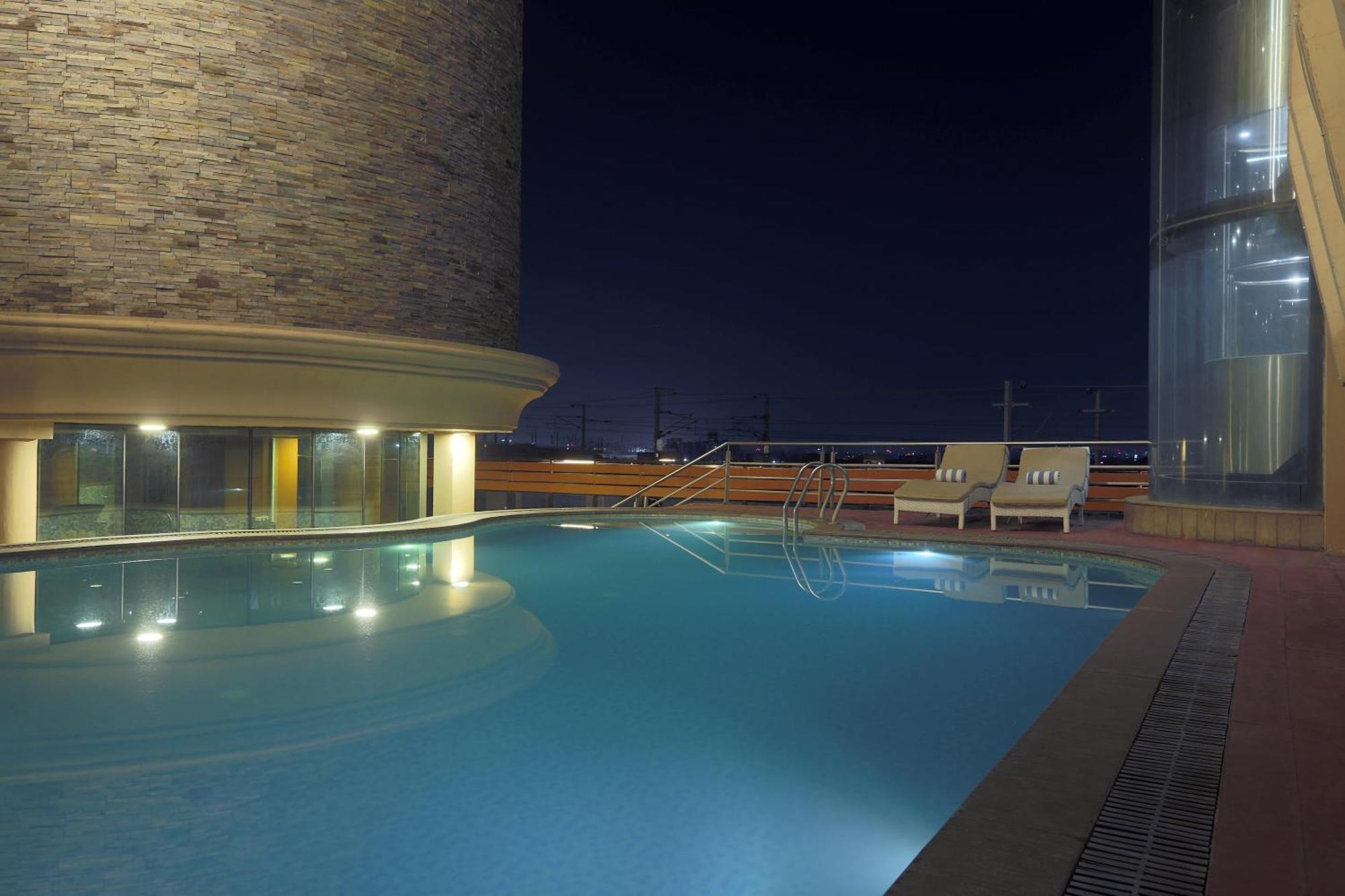 Hotel Vesta International Dźajpur Zewnętrze zdjęcie