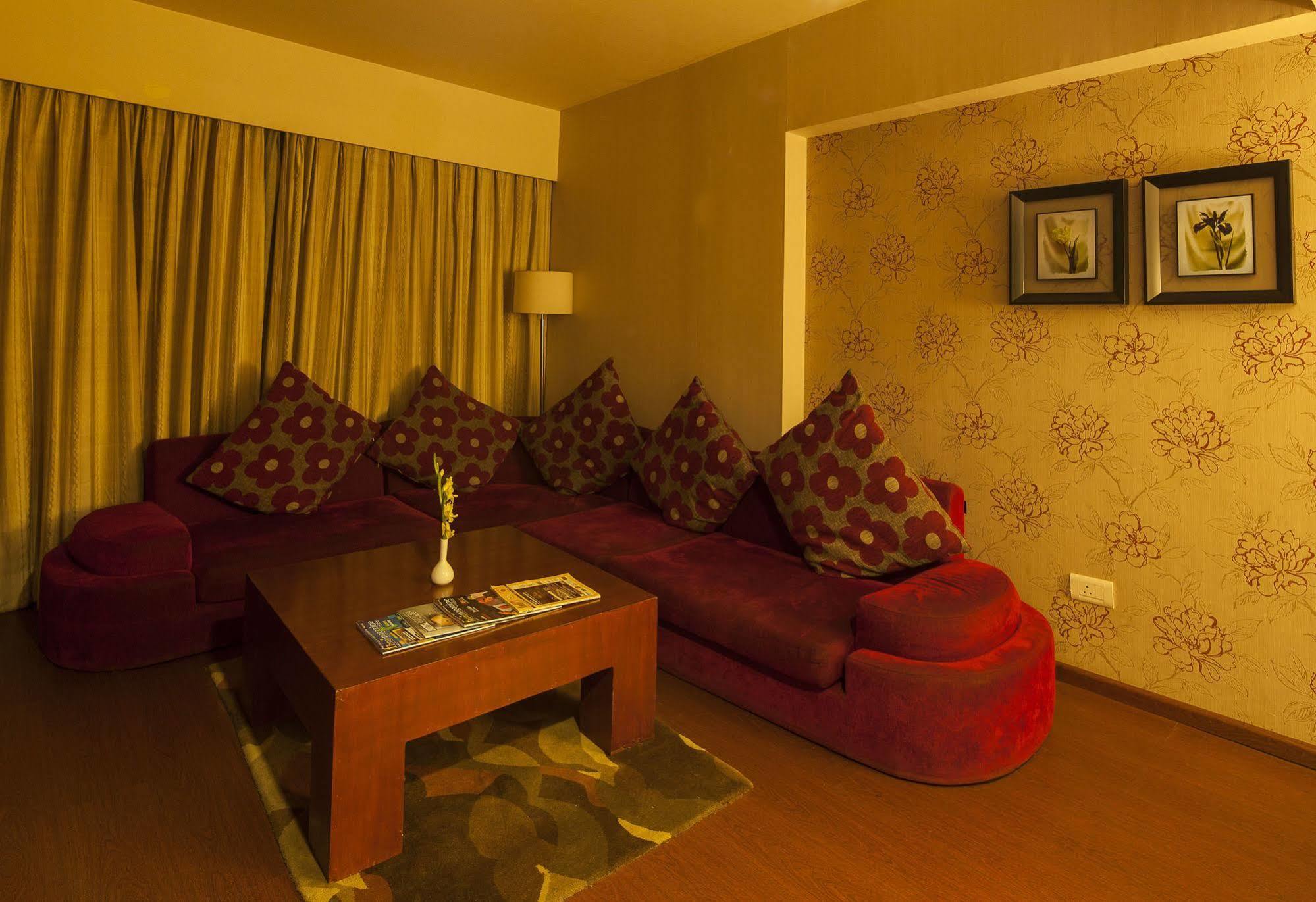 Hotel Vesta International Dźajpur Zewnętrze zdjęcie