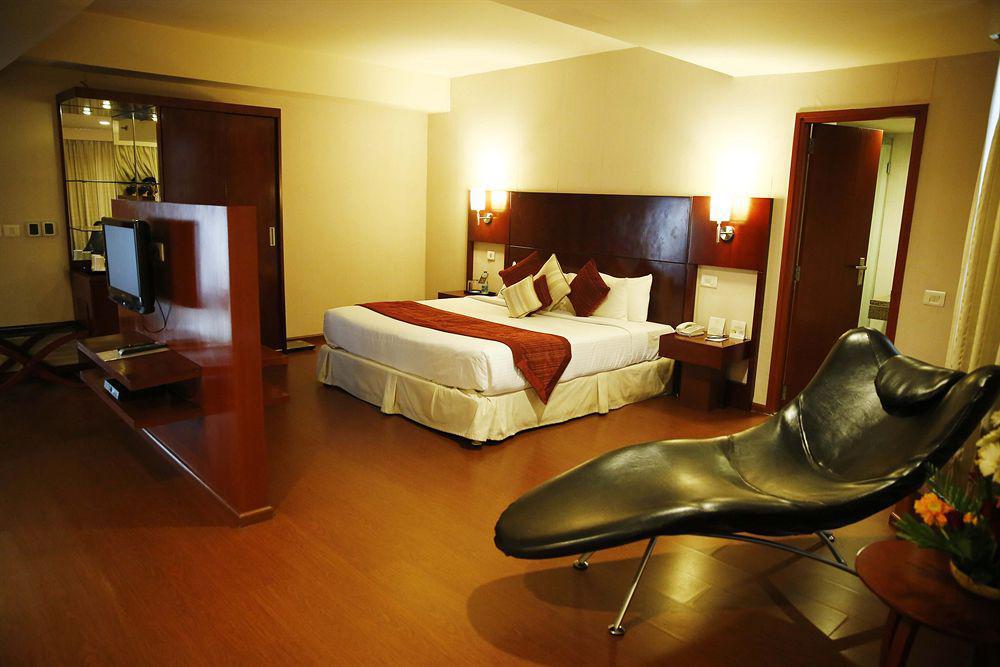 Hotel Vesta International Dźajpur Zewnętrze zdjęcie